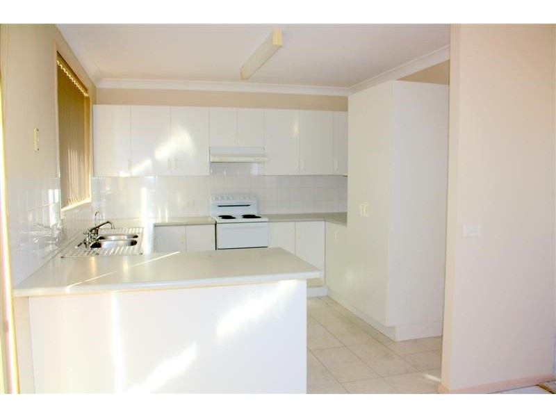 2/27 Heron Court, Yamba NSW 2464