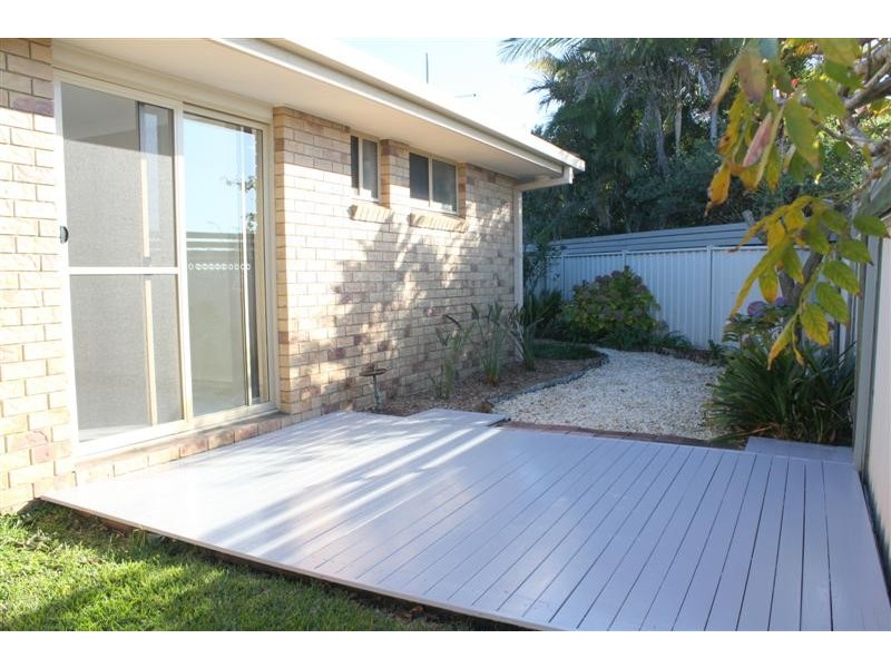 2/27 Heron Court, Yamba NSW 2464