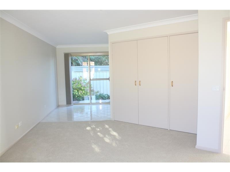 2/27 Heron Court, Yamba NSW 2464