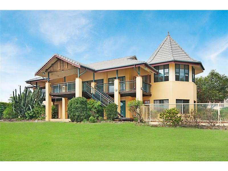 54 Palm Terrace, Yamba NSW 2464