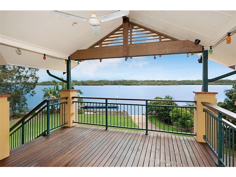 54 Palm Terrace, Yamba NSW 2464