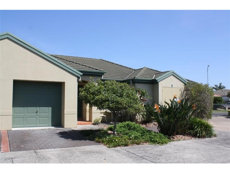 1/40 Beachside Way, Yamba NSW 2464