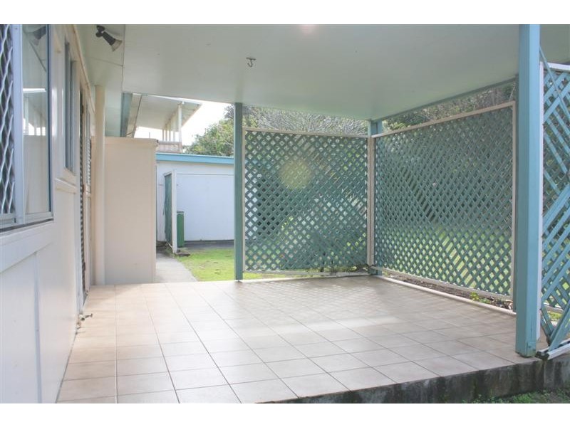 8 Harwood St, Yamba NSW 2464