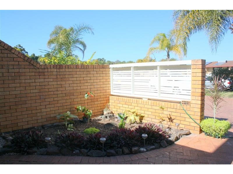 3/4 Mariners Way, Yamba NSW 2464