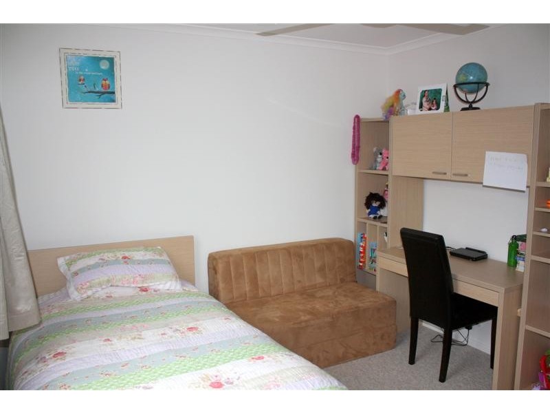 19 Yamba Street, Palmers Island NSW 2463