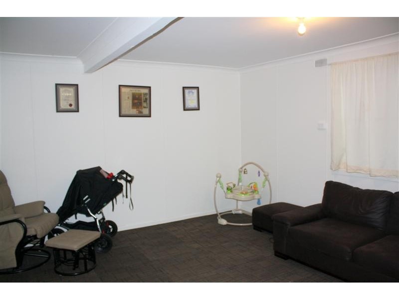 19 Yamba Street, Palmers Island NSW 2463