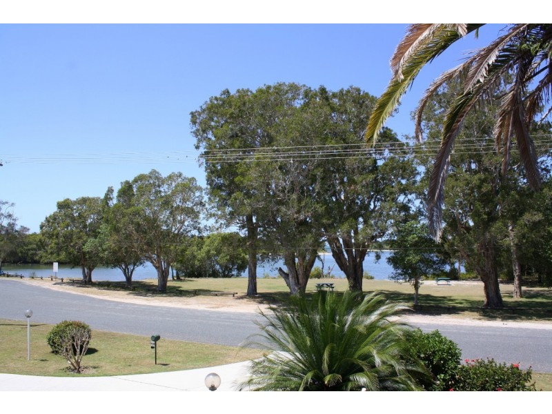 67 Shores Drive, Yamba NSW 2464