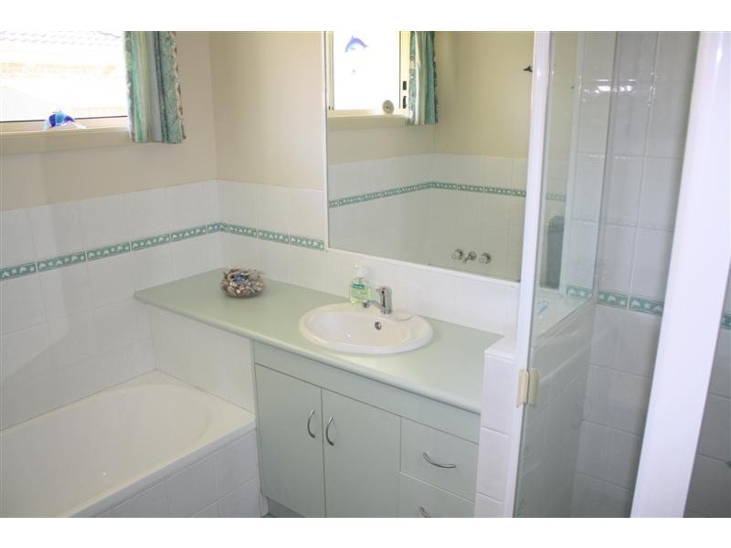 5 Norfolk Rd, Yamba NSW 2464