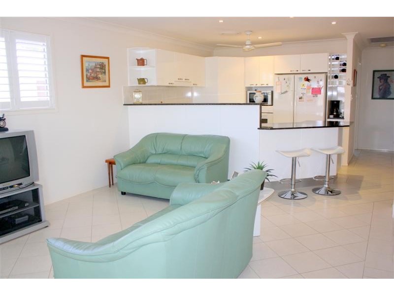 53 Poinciana Avenue, Yamba NSW 2464