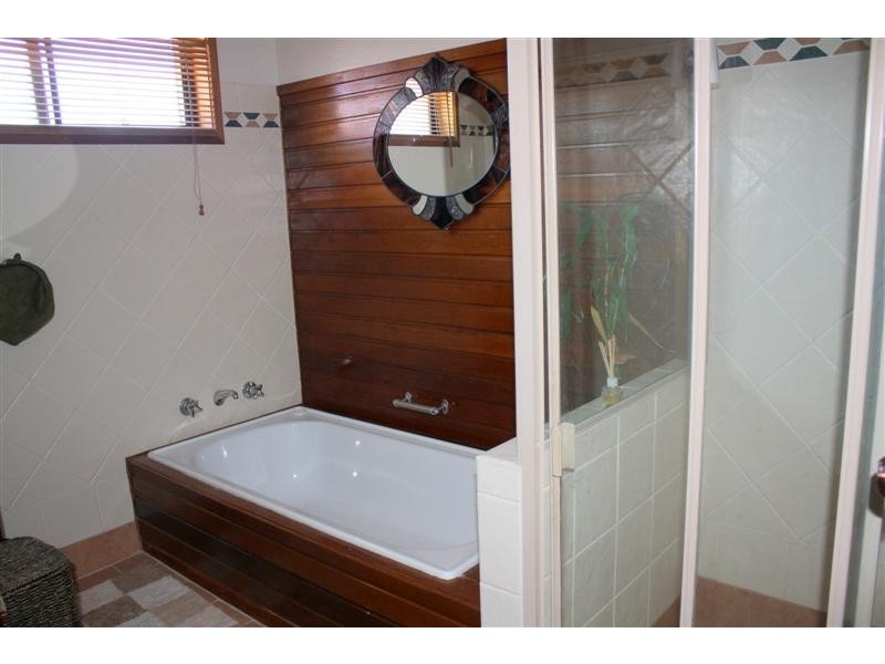 29 Binnacle Court, Yamba NSW 2464