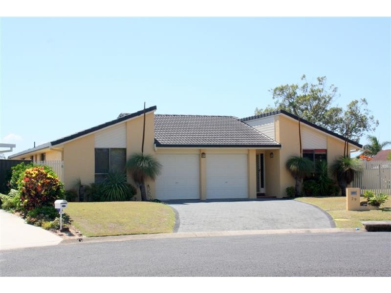 29 Binnacle Court, Yamba NSW 2464