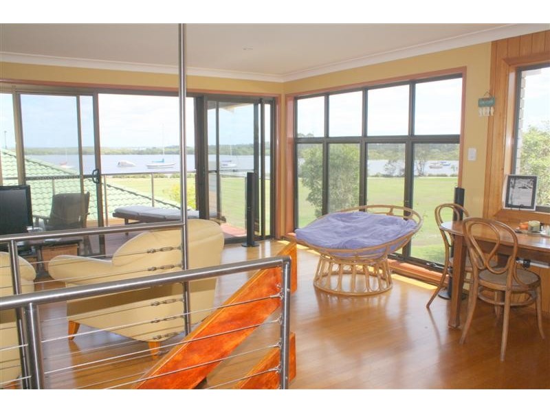 6 Bent Street, Yamba NSW 2464