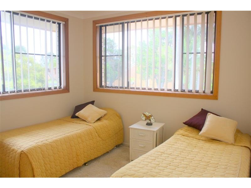 4 The Peninsula, Yamba NSW 2464