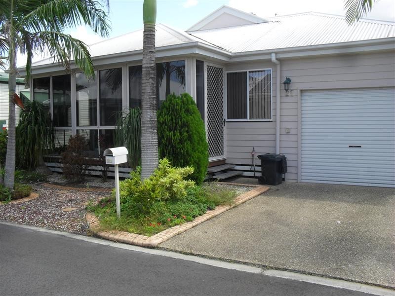 25 Jasmine Ave, Yamba NSW 2464