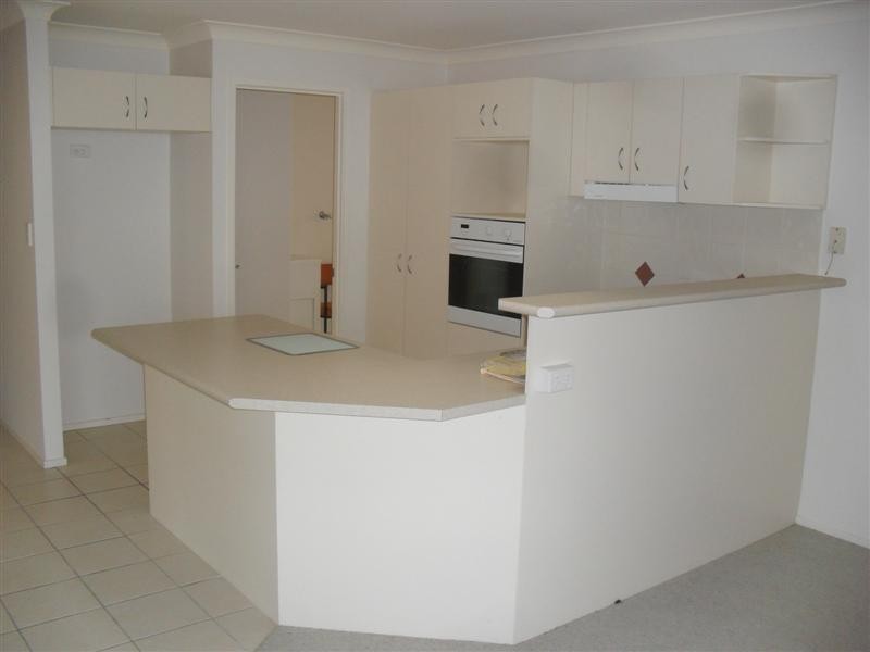 25 Jasmine Ave, Yamba NSW 2464