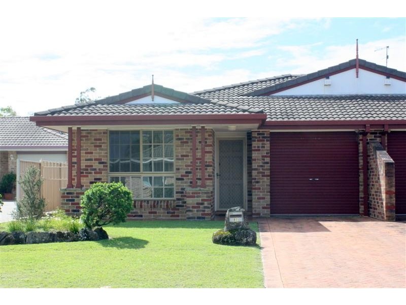2/61 Osprey Drive, Yamba NSW 2464