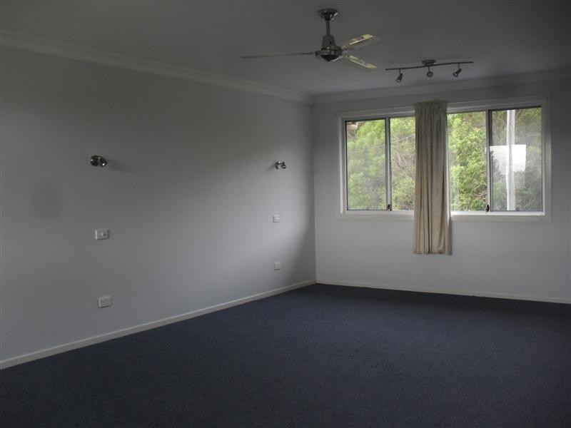 27 Shores Drive, Yamba NSW 2464