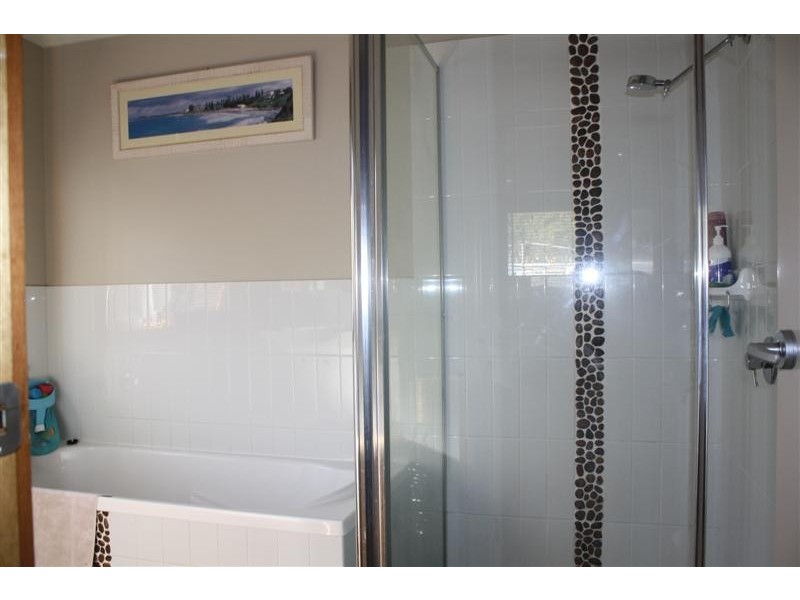 13 William Ave, Yamba NSW 2464