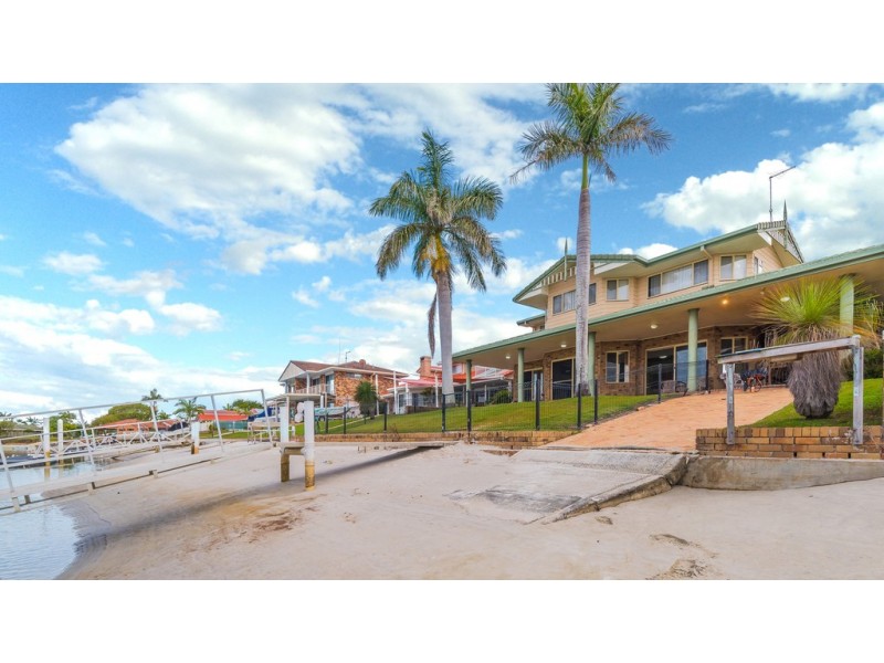 32 The Mainbrace, Yamba NSW 2464