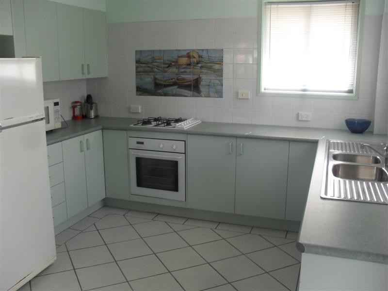 3/12 Pacific Parade, Yamba NSW 2464