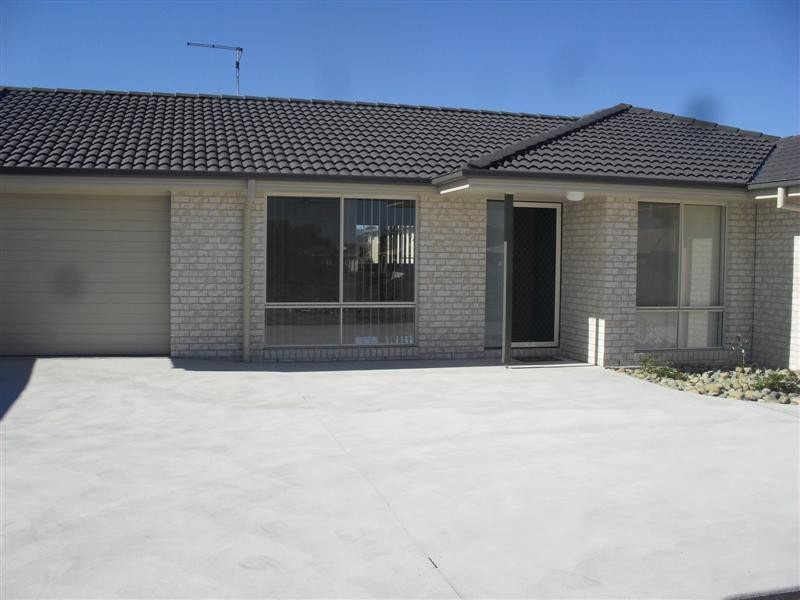 2/24 Kookabura Court, Yamba NSW 2464