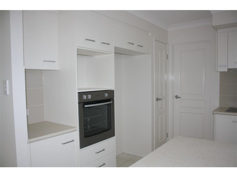 2/24 Kookaburra Court, Yamba NSW 2464