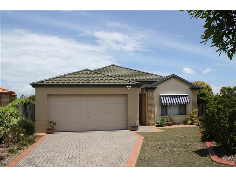 30 Oceania Court, Yamba NSW 2464