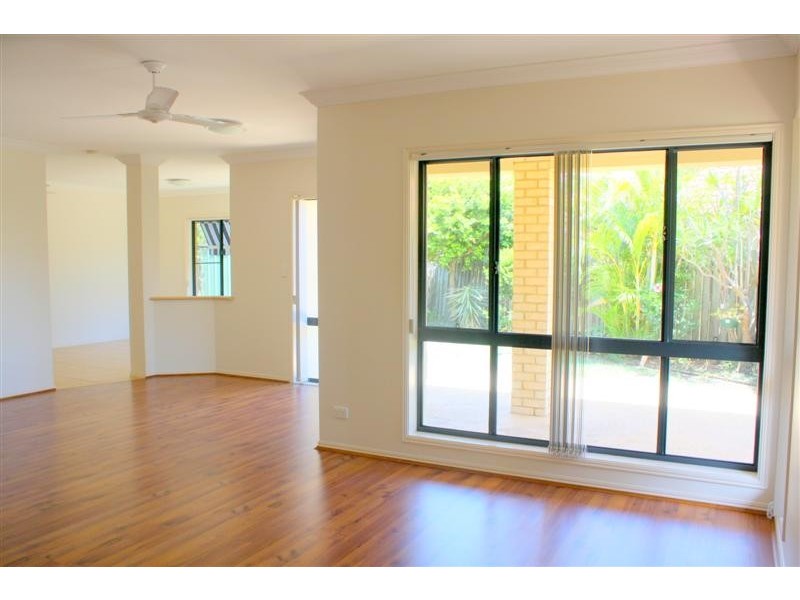 30 Oceania Court, Yamba NSW 2464