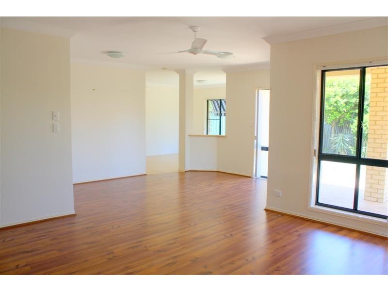 30 Oceania Court, Yamba NSW 2464