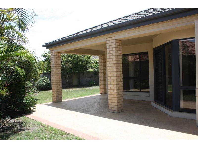 30 Oceania Court, Yamba NSW 2464