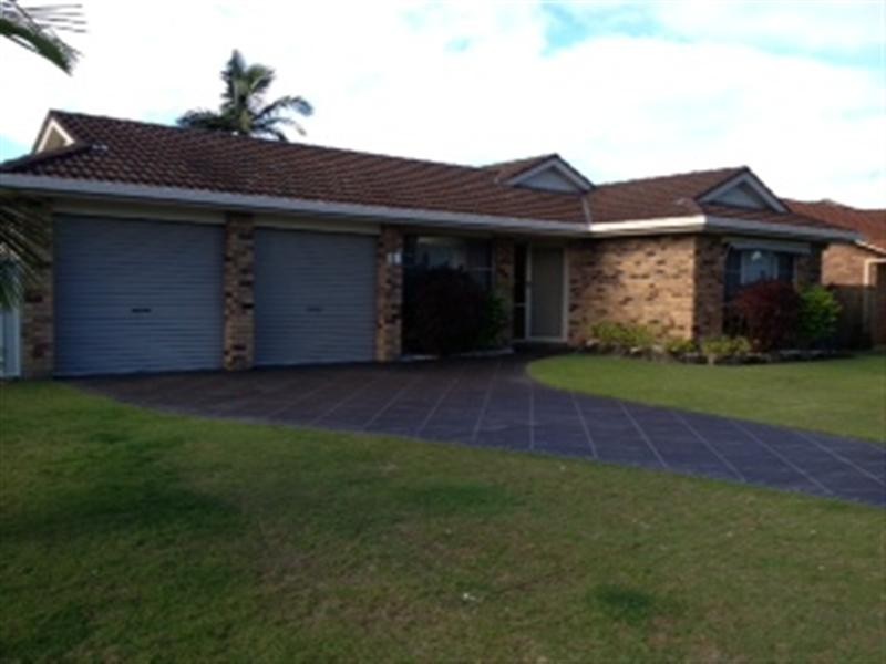 18 The Mainbrace, Yamba NSW 2464