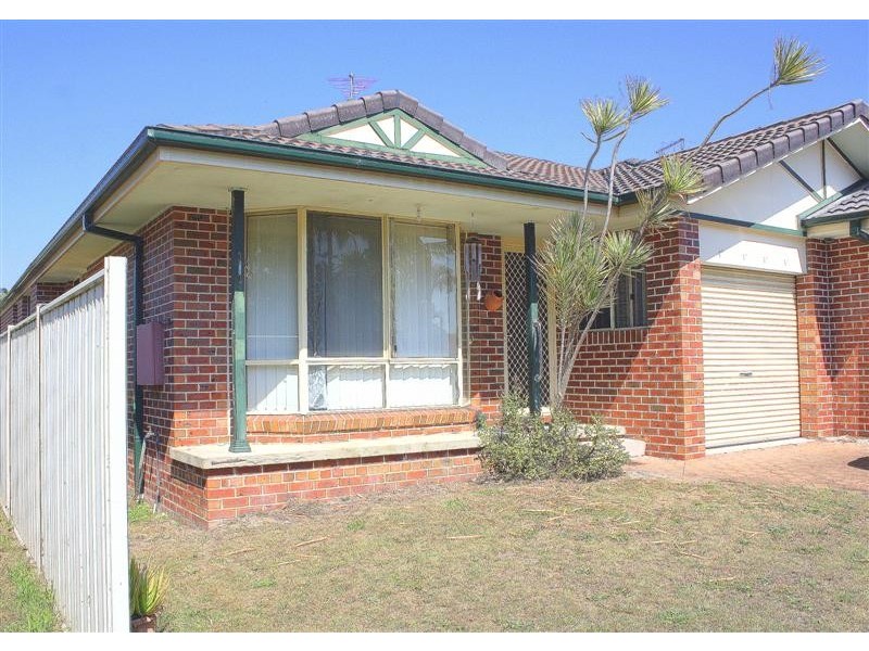 1/24 Waratah Ave, Yamba NSW 2464