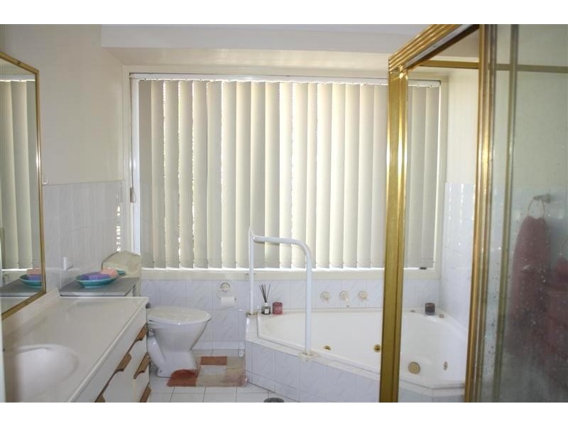 8 Melaleuca Drive, Yamba NSW 2464