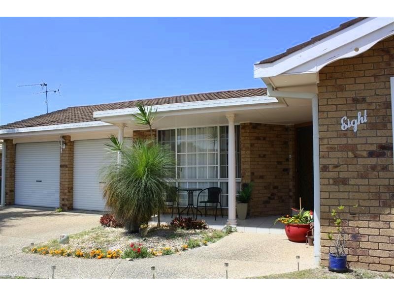 8 Melaleuca Drive, Yamba NSW 2464