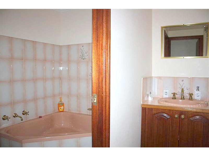 23 Binnacle Court, Yamba NSW 2464