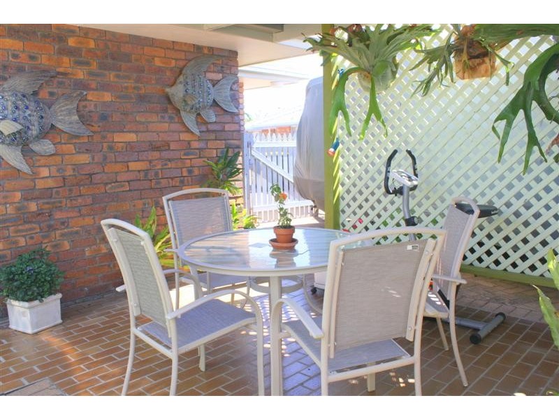 2/25 Casuarina Close, Yamba NSW 2464