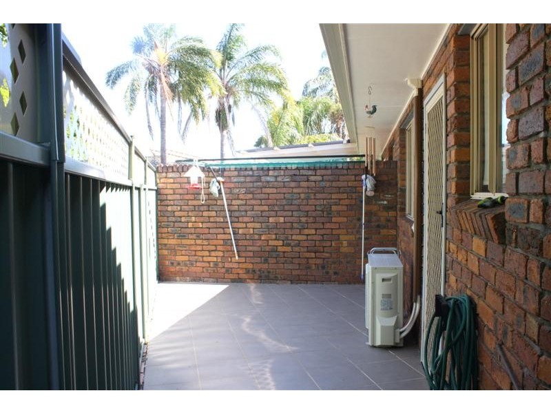 2/25 Casuarina Close, Yamba NSW 2464