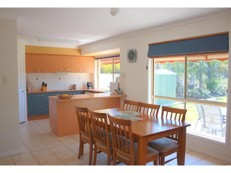 34 Bayview Drive, Yamba NSW 2464