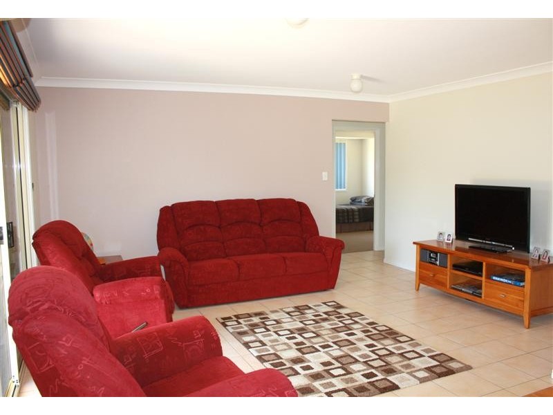 34 Bayview Drive, Yamba NSW 2464