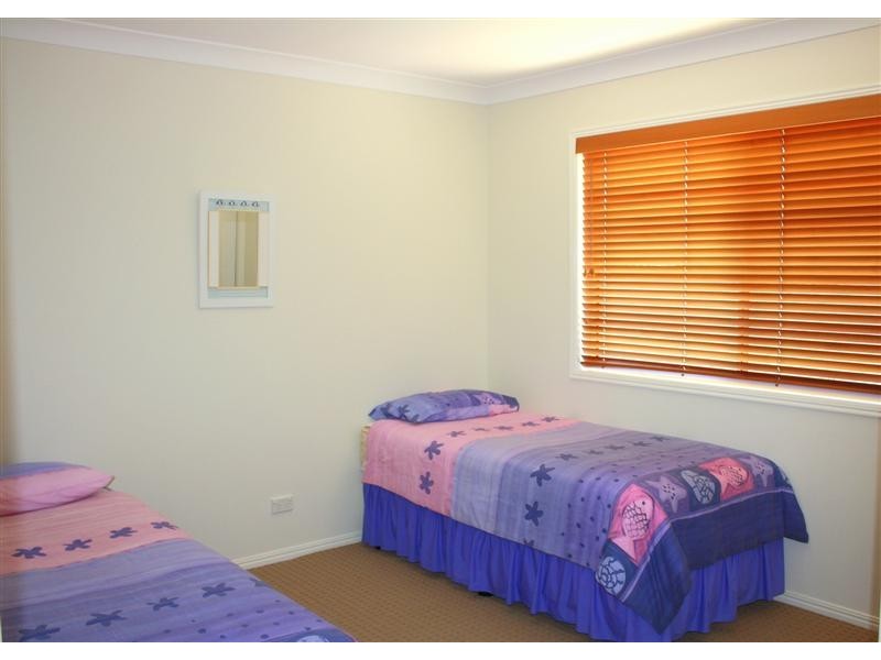 34 Bayview Drive, Yamba NSW 2464