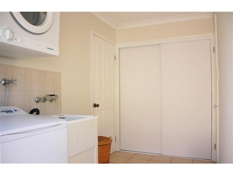 34 Bayview Drive, Yamba NSW 2464