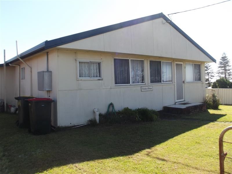 21 Queen Street, Yamba NSW 2464