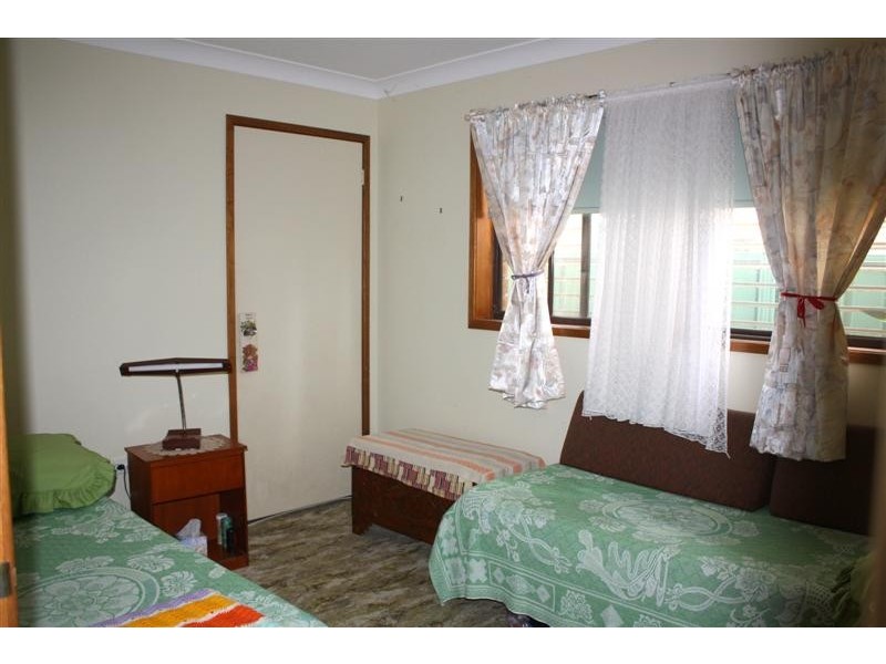 8 Boronia Crescent, Yamba NSW 2464