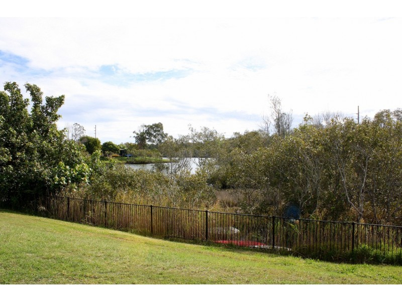 29 Bayview Drive, Yamba NSW 2464