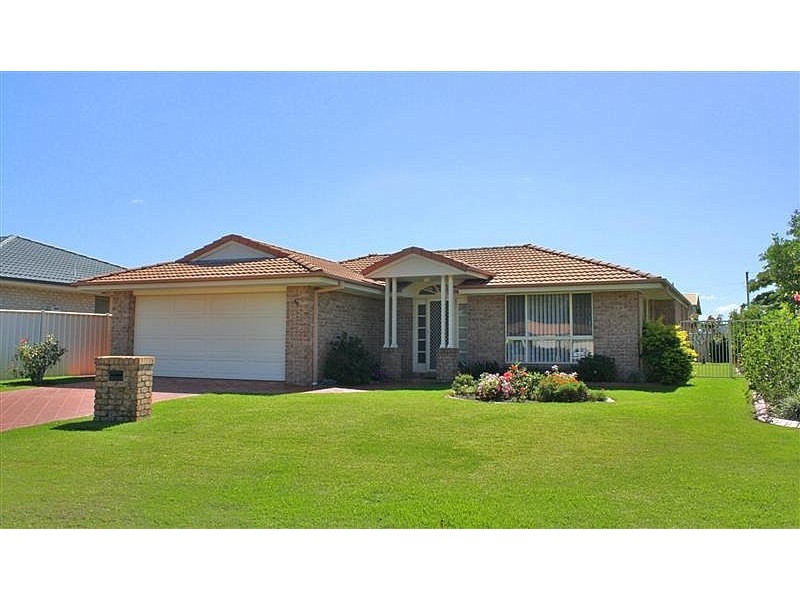 40 Harold Tory Drive, Yamba NSW 2464