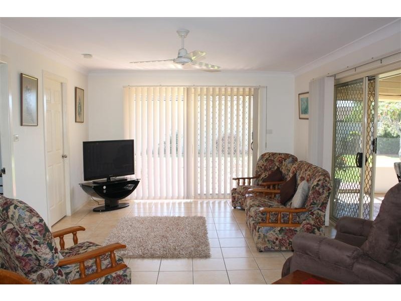 40 Harold Tory Drive, Yamba NSW 2464