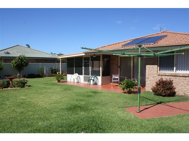 40 Harold Tory Drive, Yamba NSW 2464