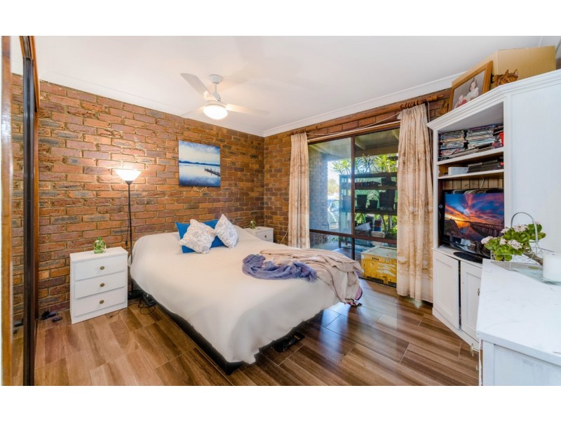 22 Binnacle Court, Yamba NSW 2464