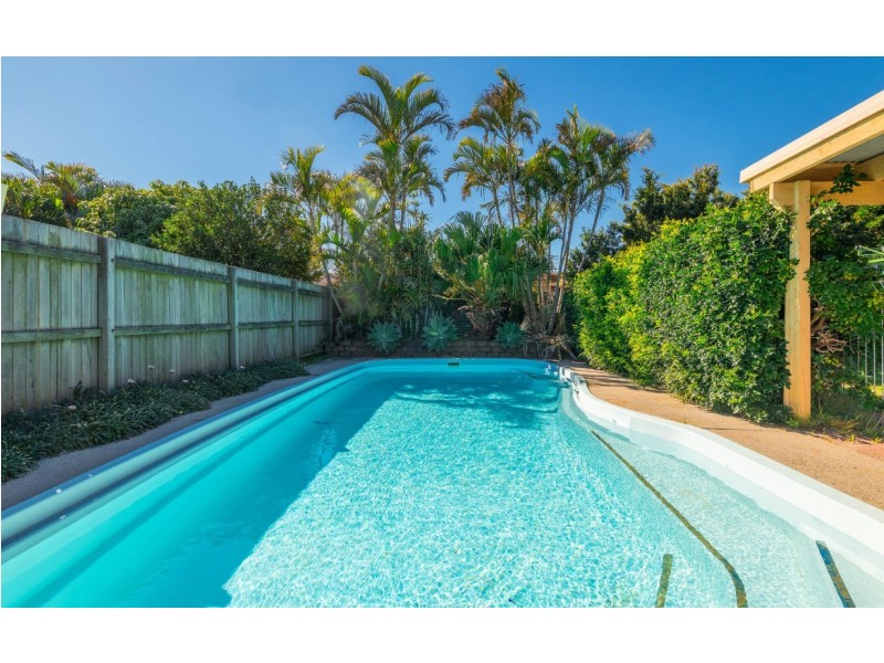 22 Binnacle Court, Yamba NSW 2464