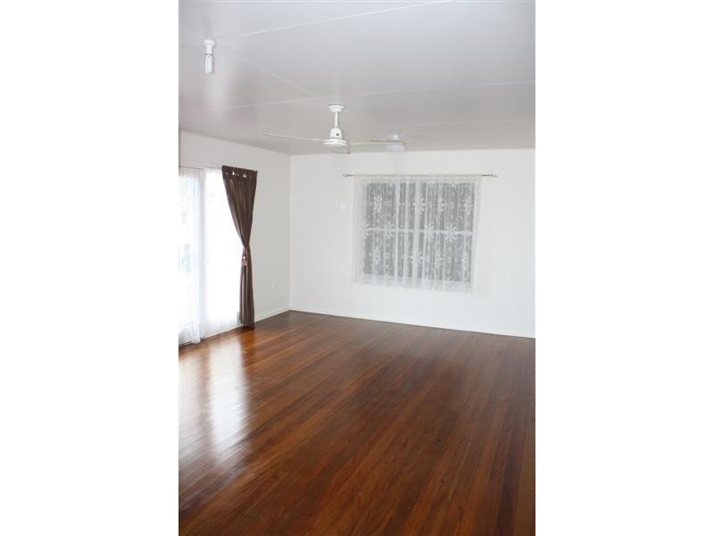 183 Yamba Road, Yamba NSW 2464